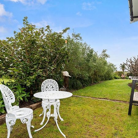 River Rest - Ruakaka Holiday Home Kültér fotó